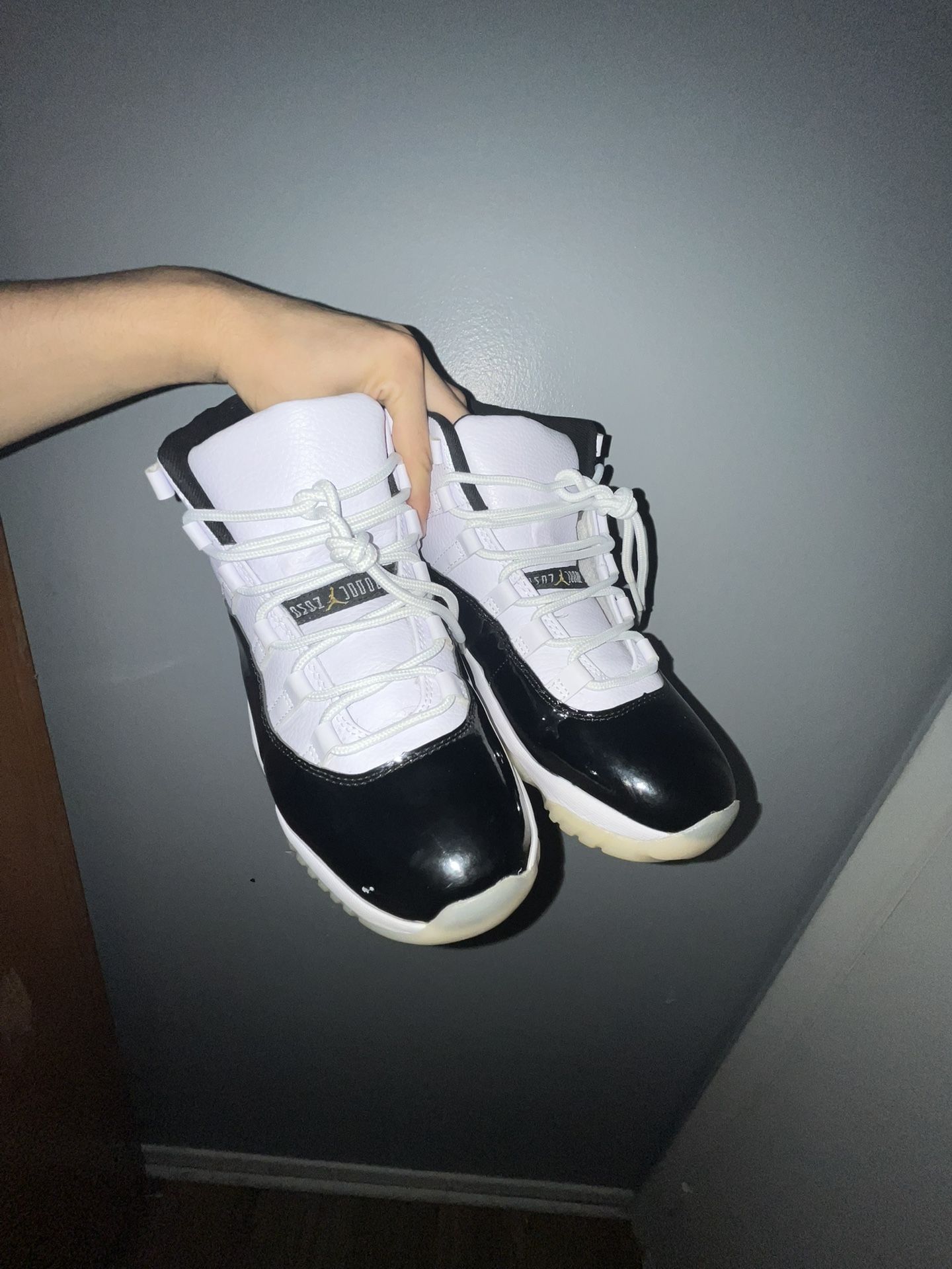 jordan 11 dmp , size 9.5 Pristine condition