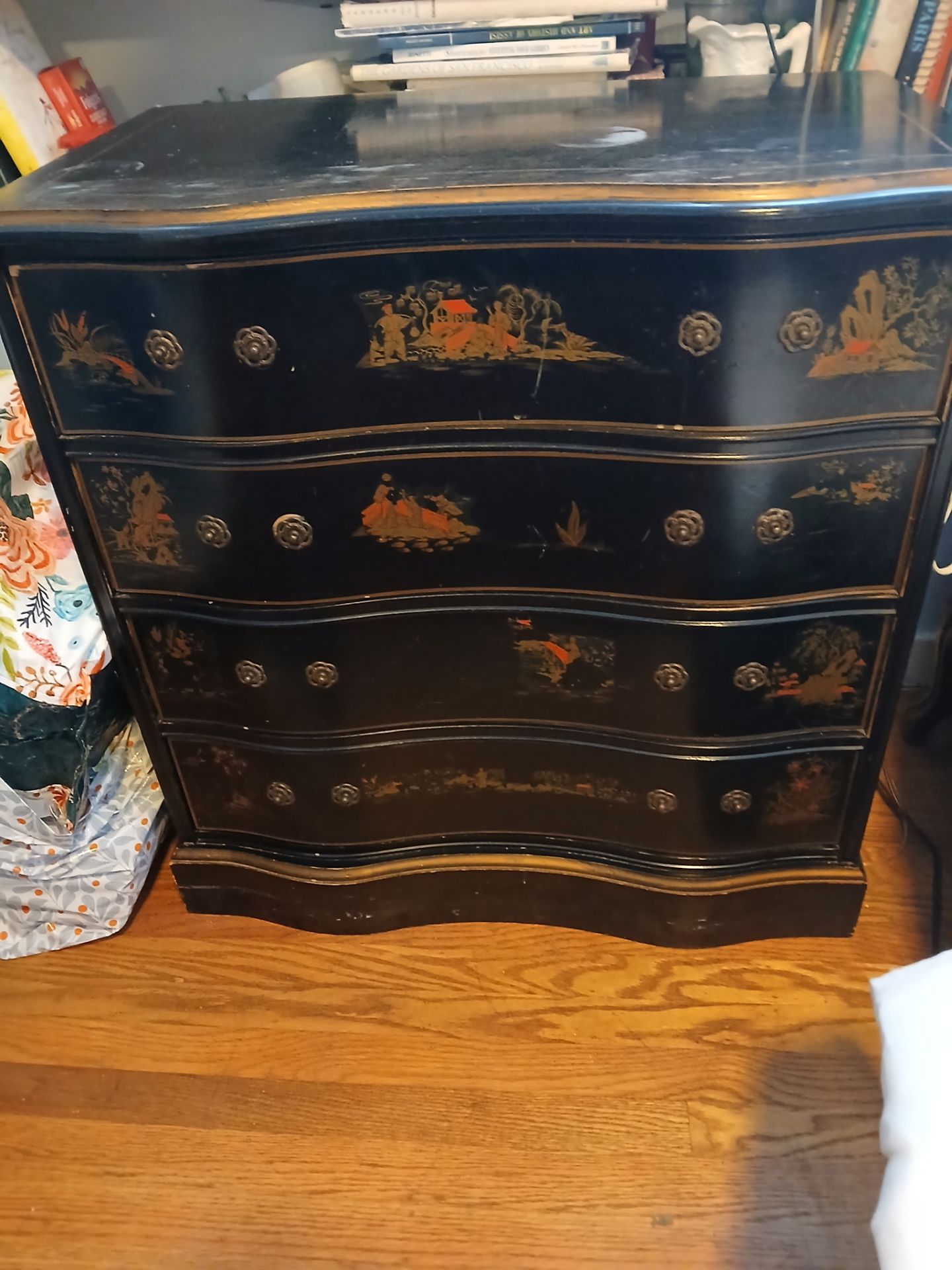 Chinoiserie chest chinese