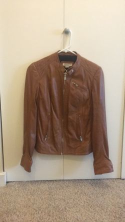 NWOT 100% genuine leather bomber jacket, size Medium