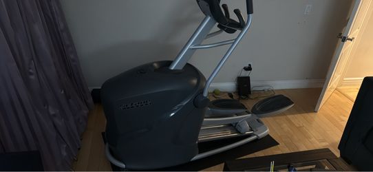 Octane Fitness q35x Elliptical Trainer