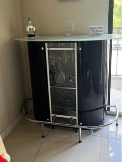Modern Home Bar
