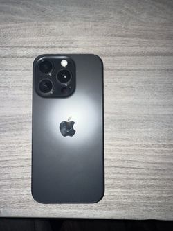 iPhone 15 Pro (UNLOCKED) 128GB