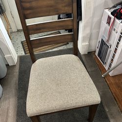 Dinning chairs six of them