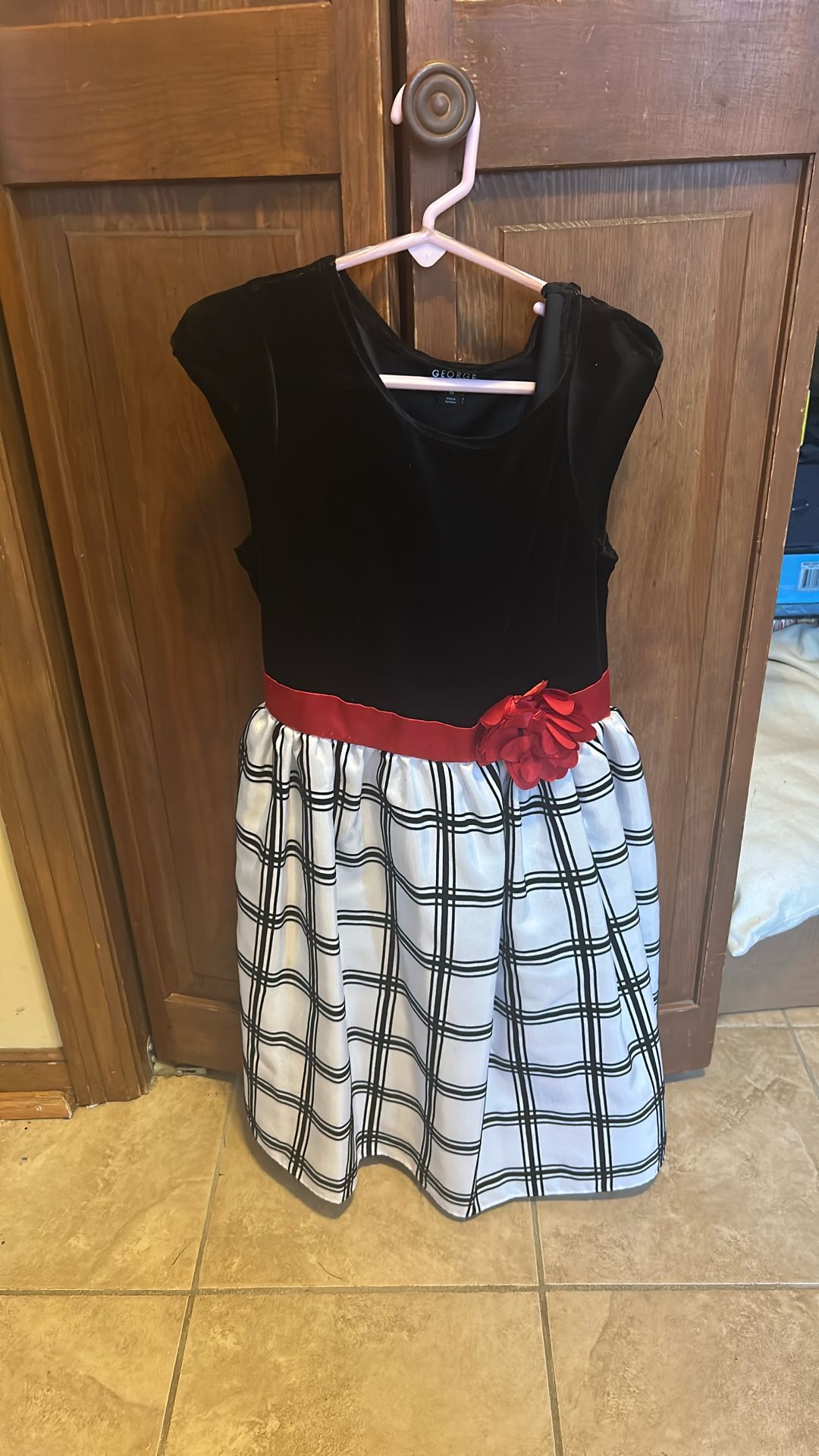 Size 10 Girls Holiday Dress