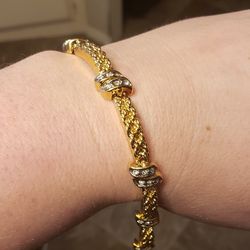 Bracelet