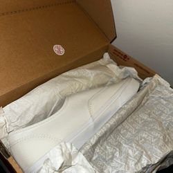 authentic white vans size 9 new