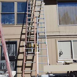Werner 24ft. Fiberglass Extension ladder