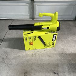 RYOBI ONE+ 18V 90 MPH 250 CFM Cordless Battery Leaf Blower (Battery Not Included)