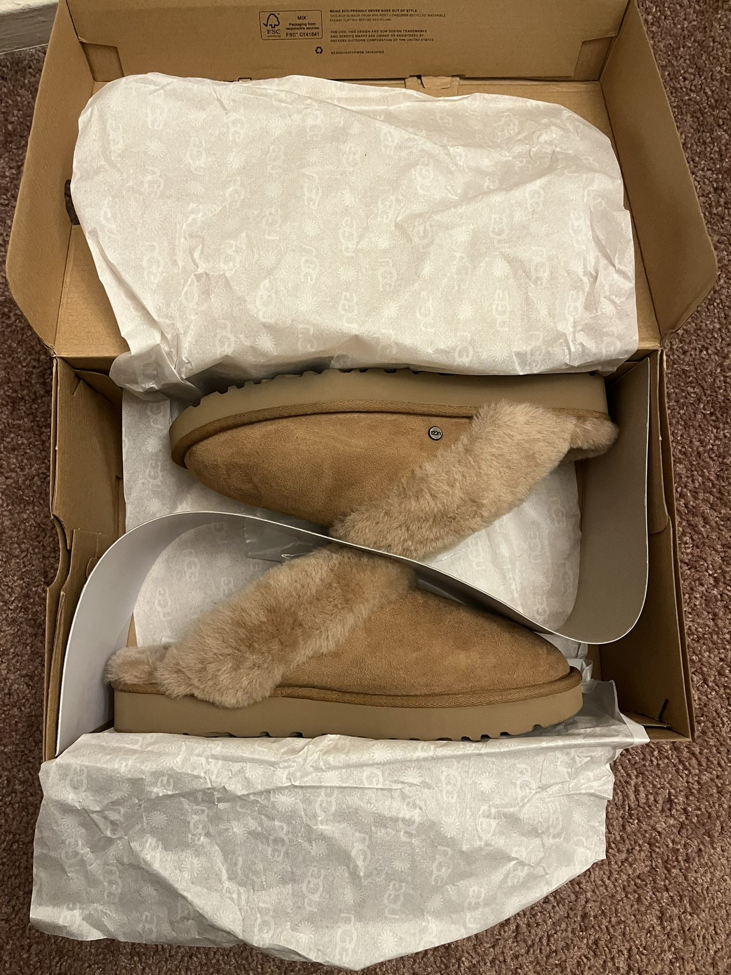 Women’s UGG Classic Slippers II
