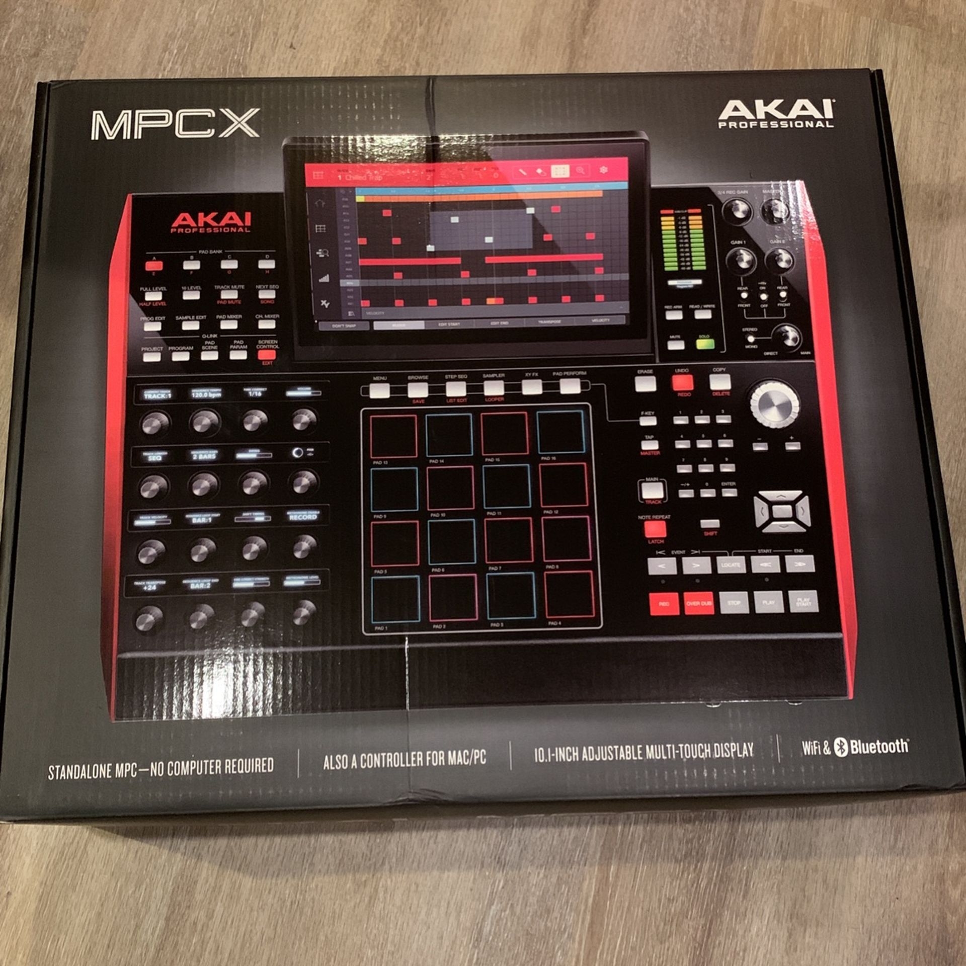 MPC X - Like New With Dust Cover And Original Packaging
