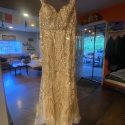 Gold prom/Hoco dress - size 16