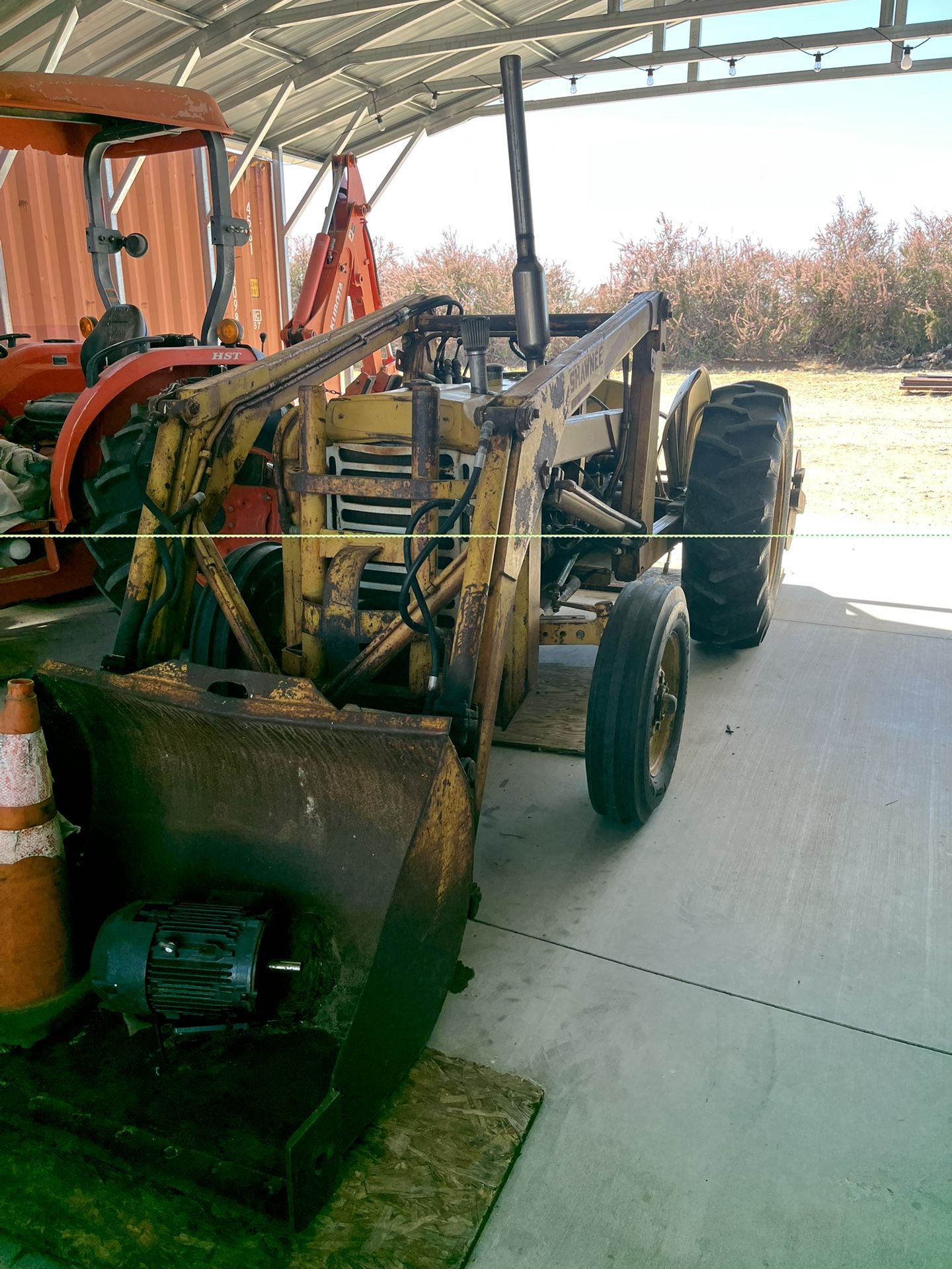 Tractor