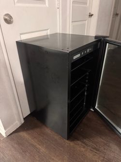 minibar, and coffee table