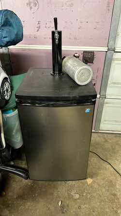 Kegerator with Single Tap Tower