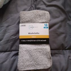 18 Pack Washcloths (New)