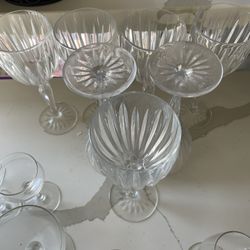 7 Wine Glasses