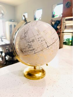 Gold & White Globe
