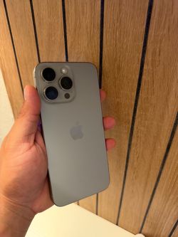 iPhone 15 pro Max unlocked