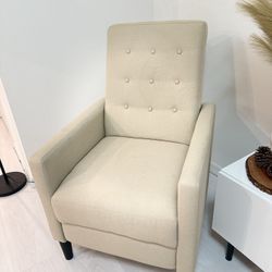 Reclinable Chair 
