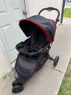 BABY TREND JOGGER STROLLER