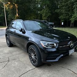 2022 Mercedes-Benz GLC 300