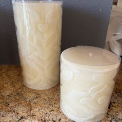 Pottery Barn NWT Pair Of Ivory Hand Carved Pillar Candles 