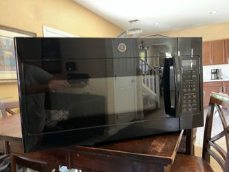 Over Range Microwave  GE open box