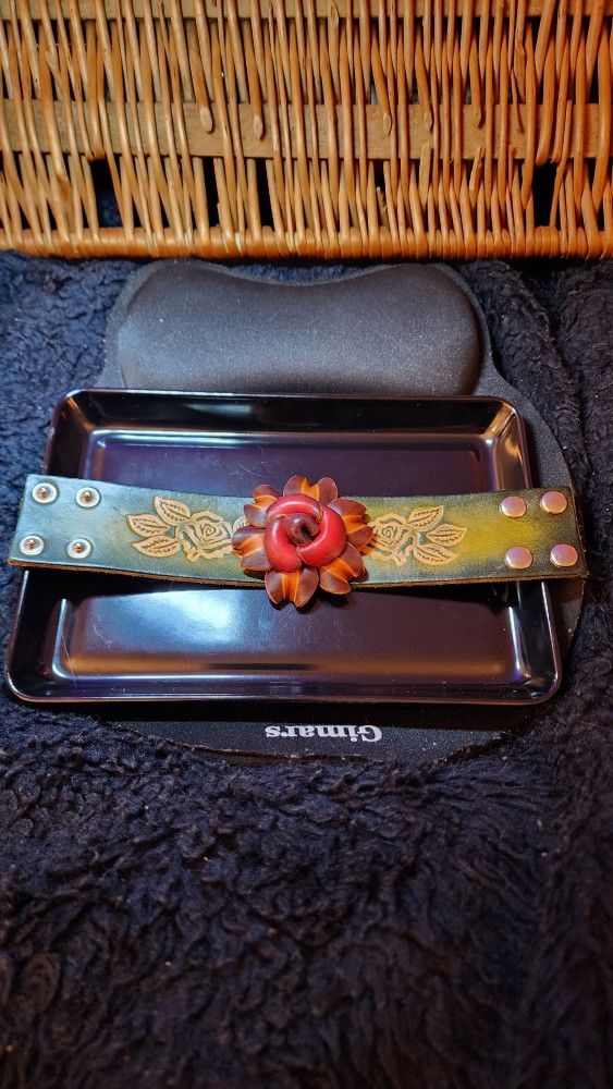 NEW Genuine Leather Rose Button Bracelet / Band