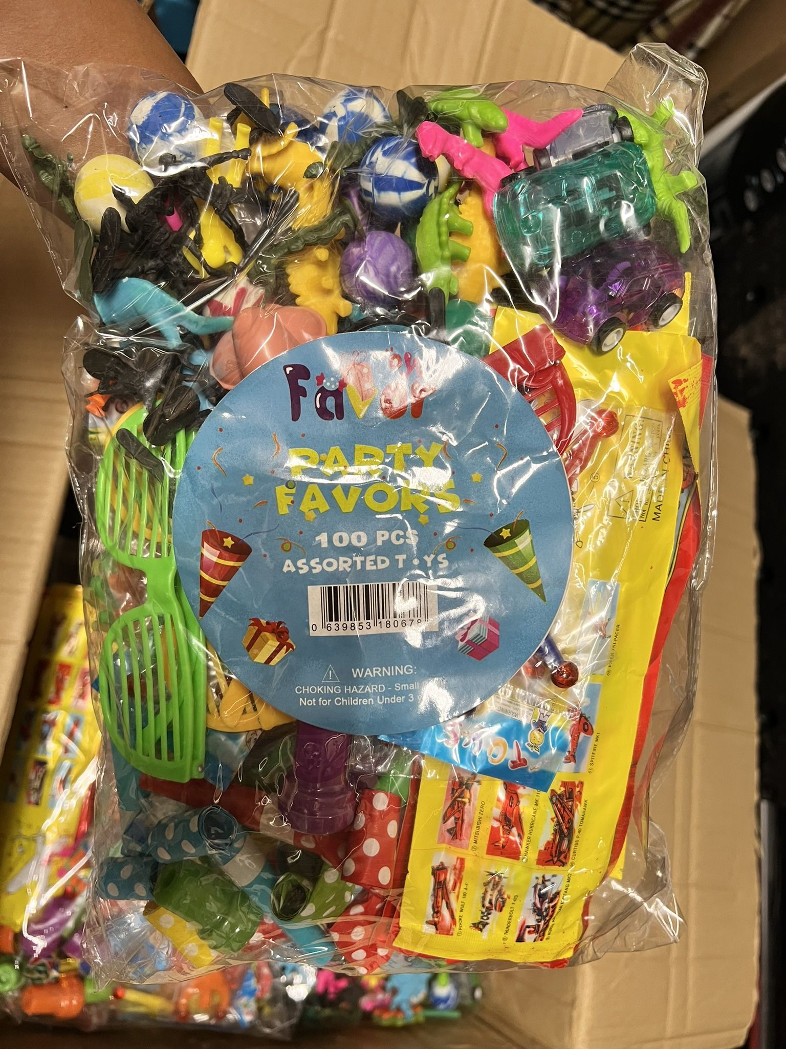 Party Favors 100 Pcs Assorted Toys