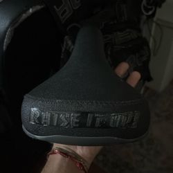 SE Raise It Up Seat