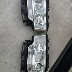 Ram 2500/3500 Headlights 