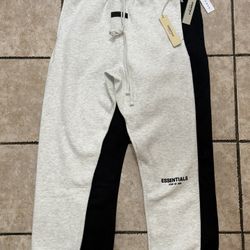 Essentials Sweatpants (S–XL) 