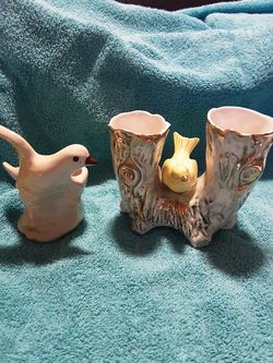 Lot of 2 bird vases/planters