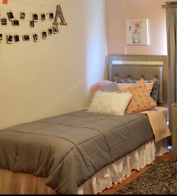 Twin size bed