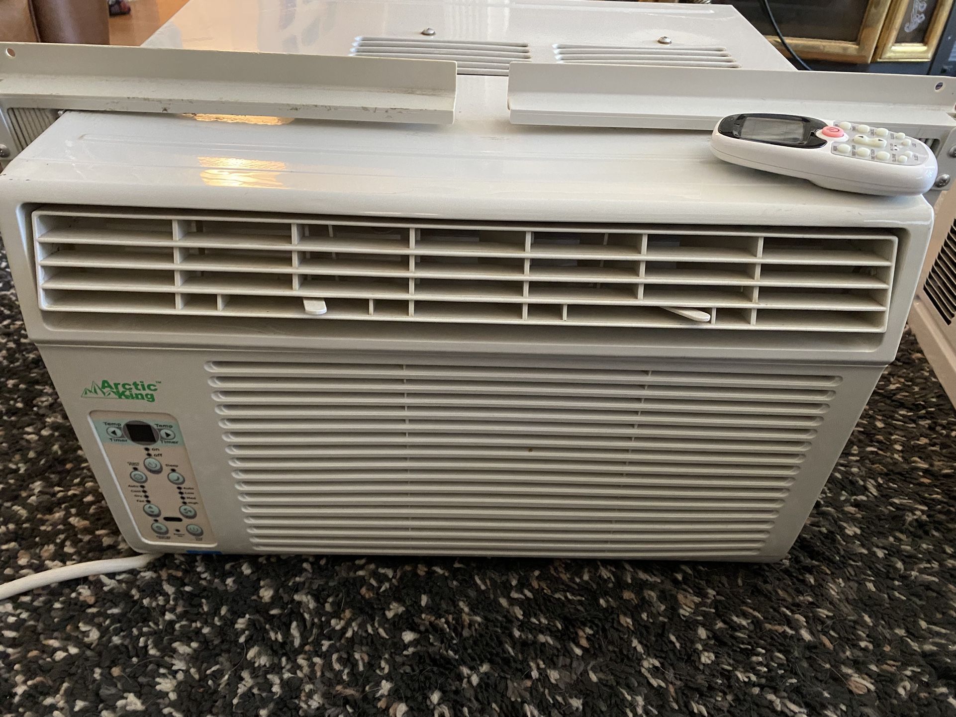 Arctic King 8000 BTU Window AC