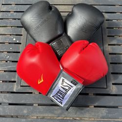 Boxing Gloves 