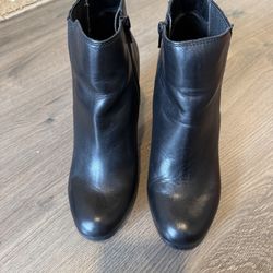 ALDO women Shoes Size 9