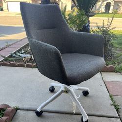 Brand New. Mid Century Modern Office Swivel Chair. Charcoal Grey. Retails Over $329
