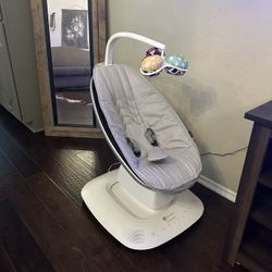 4moms Baby Swing 