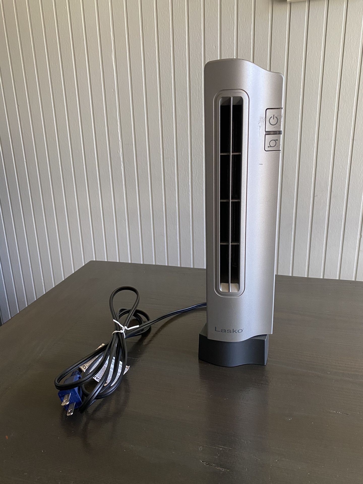 Lasko tower Fan 14”