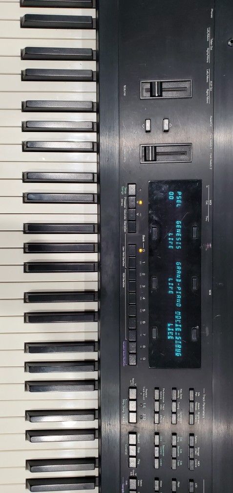 Ensoniq TS 12