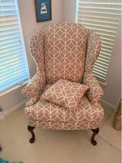 Queen Anne Wingback Accent Chair (2)