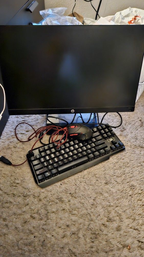 Monitor/Keyboard/Mouse Bundle