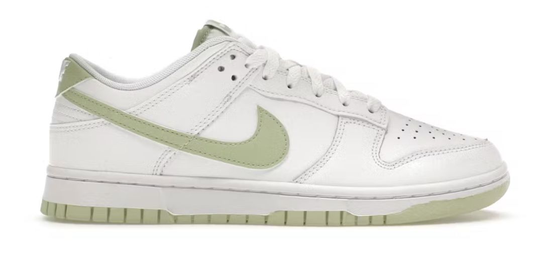 Nike Dunk Low Honey Dew Size 9.5
