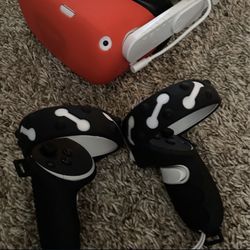 Oculus Quest 2 Bundle (Charger Not Included)