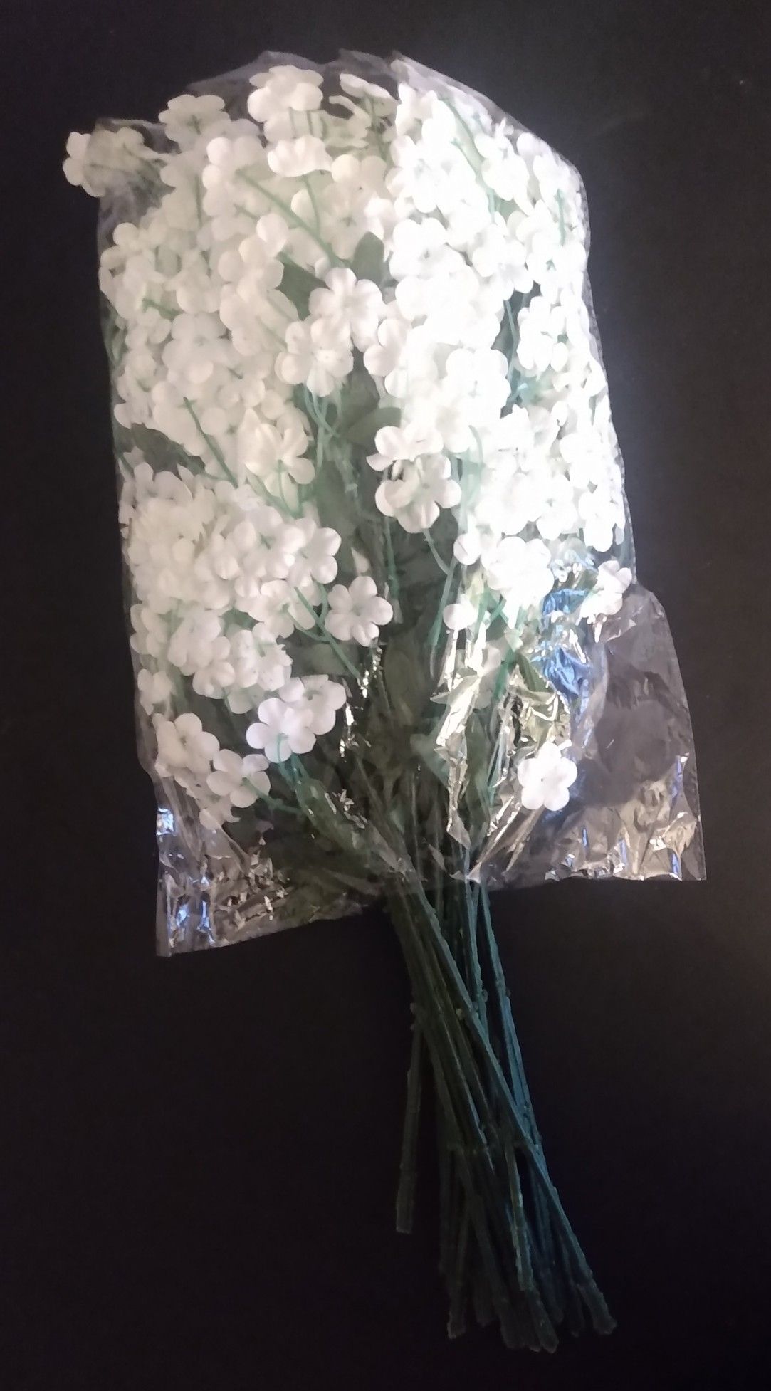 Small White Fake Flower Bundles