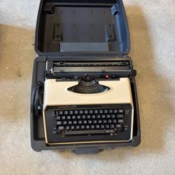 Brother Correct-O-Riter II Electric Typewriter (with Case)