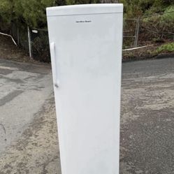 Upright Freezer 11 Cubic Hamilton Beach With Delivery 