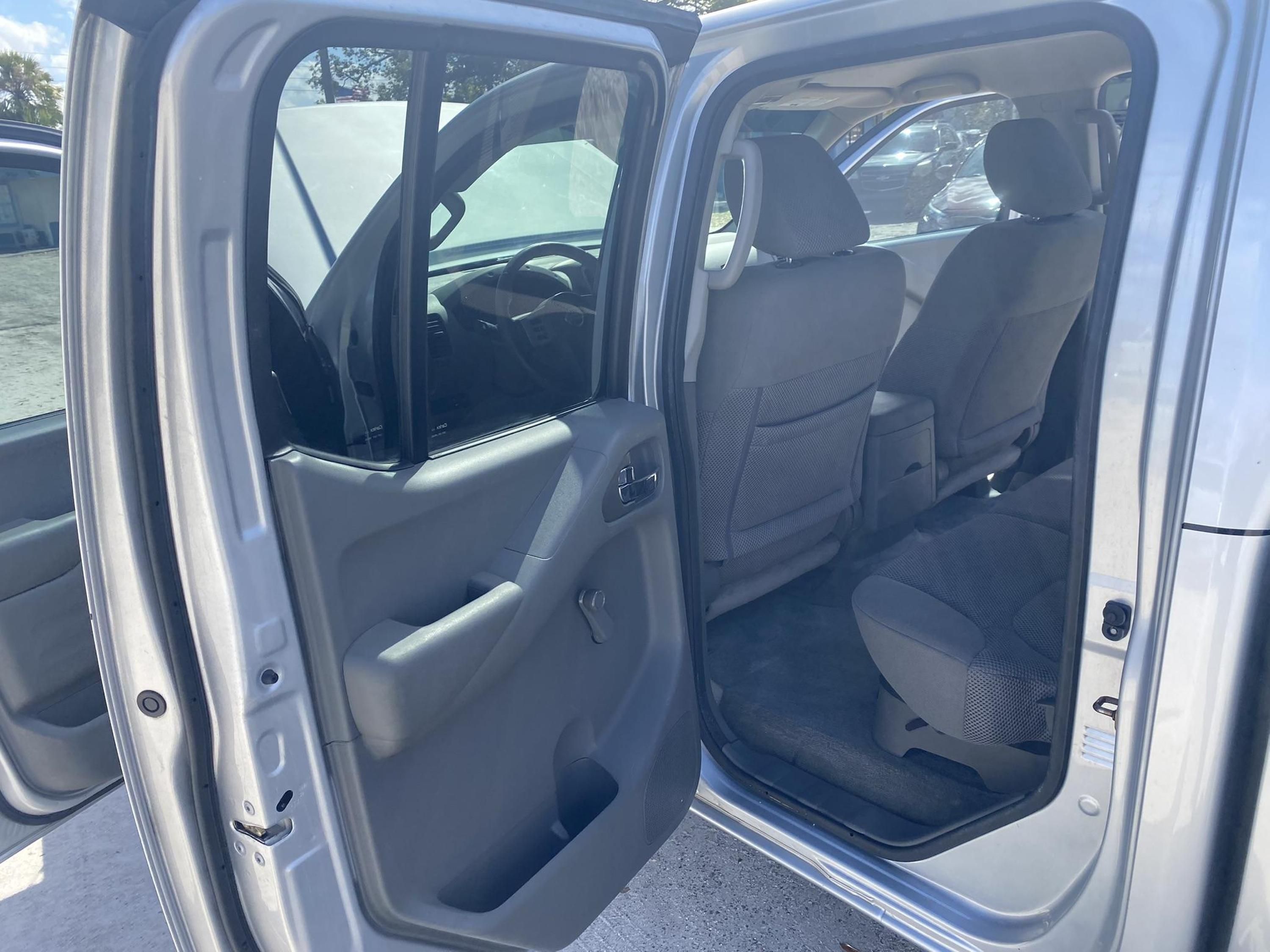 2016 Nissan Frontier Crew Cab