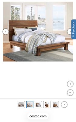 Rivina King Bedroom Collection